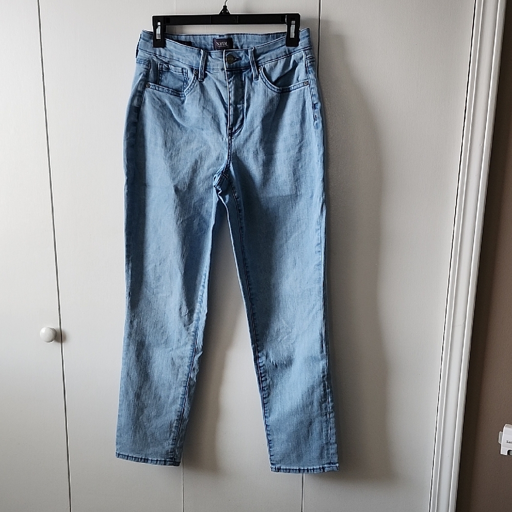 NYDJ Women's Straight Leg Jeans in Light Blue